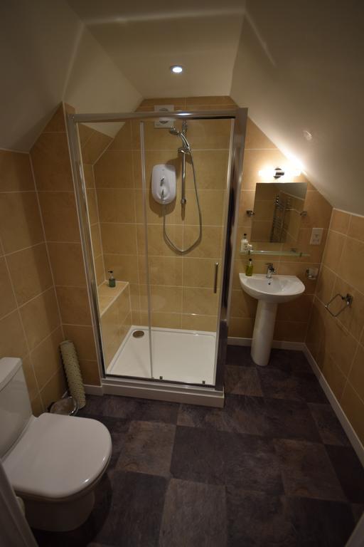Churston Way 4* Бриксем
